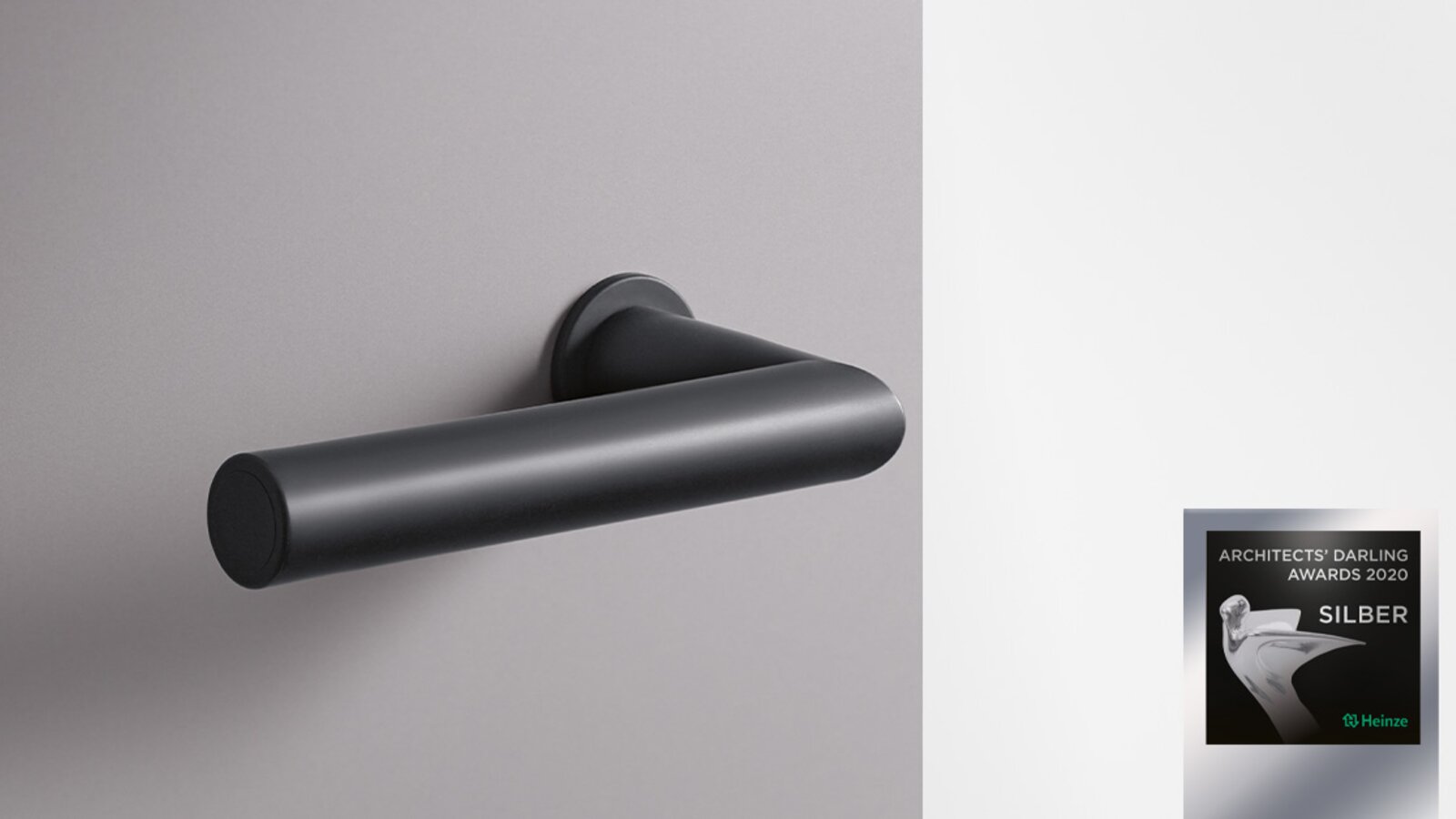 HEWI minimalistischer Türgriff in Schwarz matt ausgezeichnet mit dem Architects Darling Silber