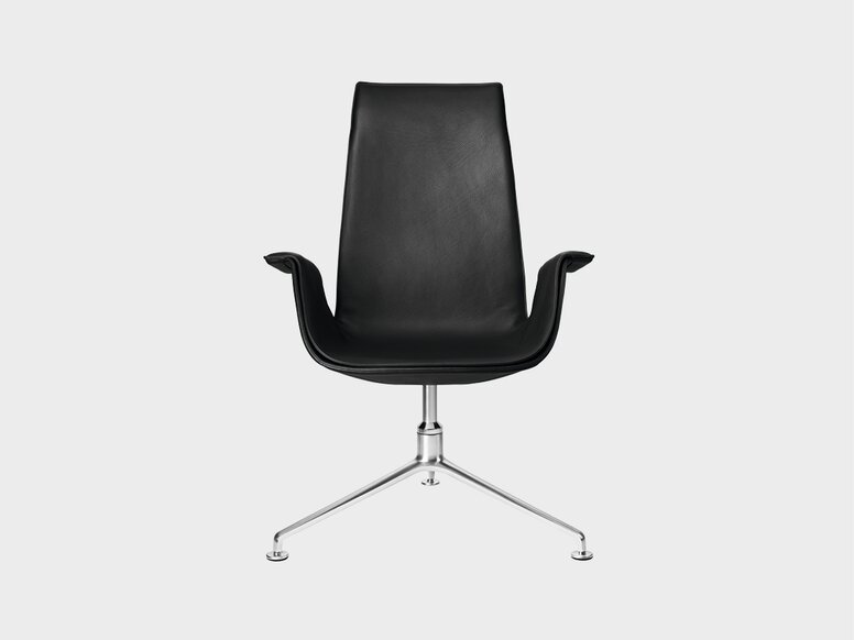 Design Original Walter Koll FK Schalensessel mit Tulpenform aus schwarzem Leder und Aluminium Füßen