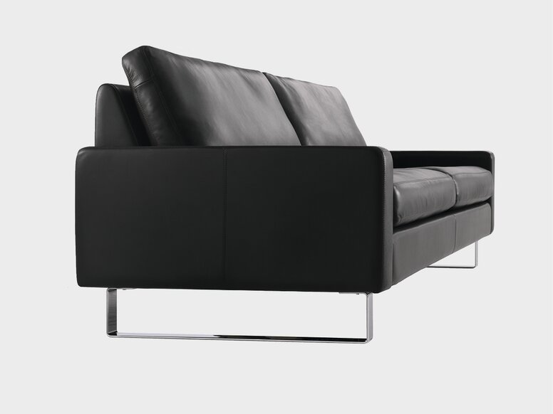 Design Original Cor Dunkelbraunes Ledersofa Conseta mit verchromten Füßen