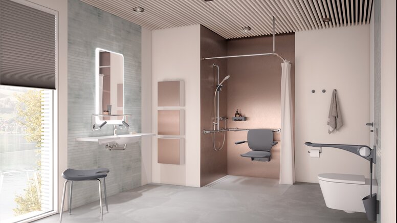 Barrierefreies Bad mit Waschplatz, Duschbereich und WC HEWI ausgestattet mit HEWI LiftSystem in Anthrazit