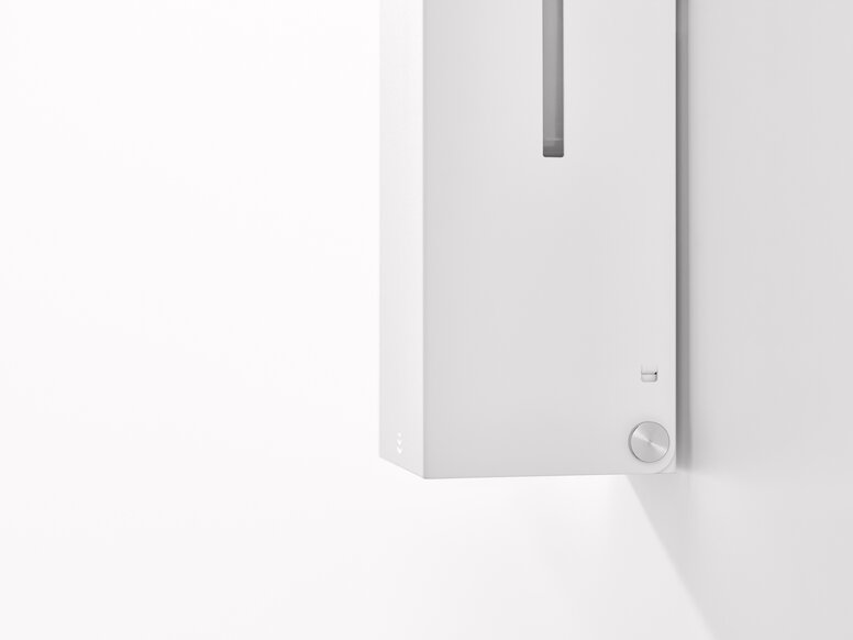 HEWI berührungsloser Seifenspender mit eckigem Design in Weiß matt aus Edelstahl