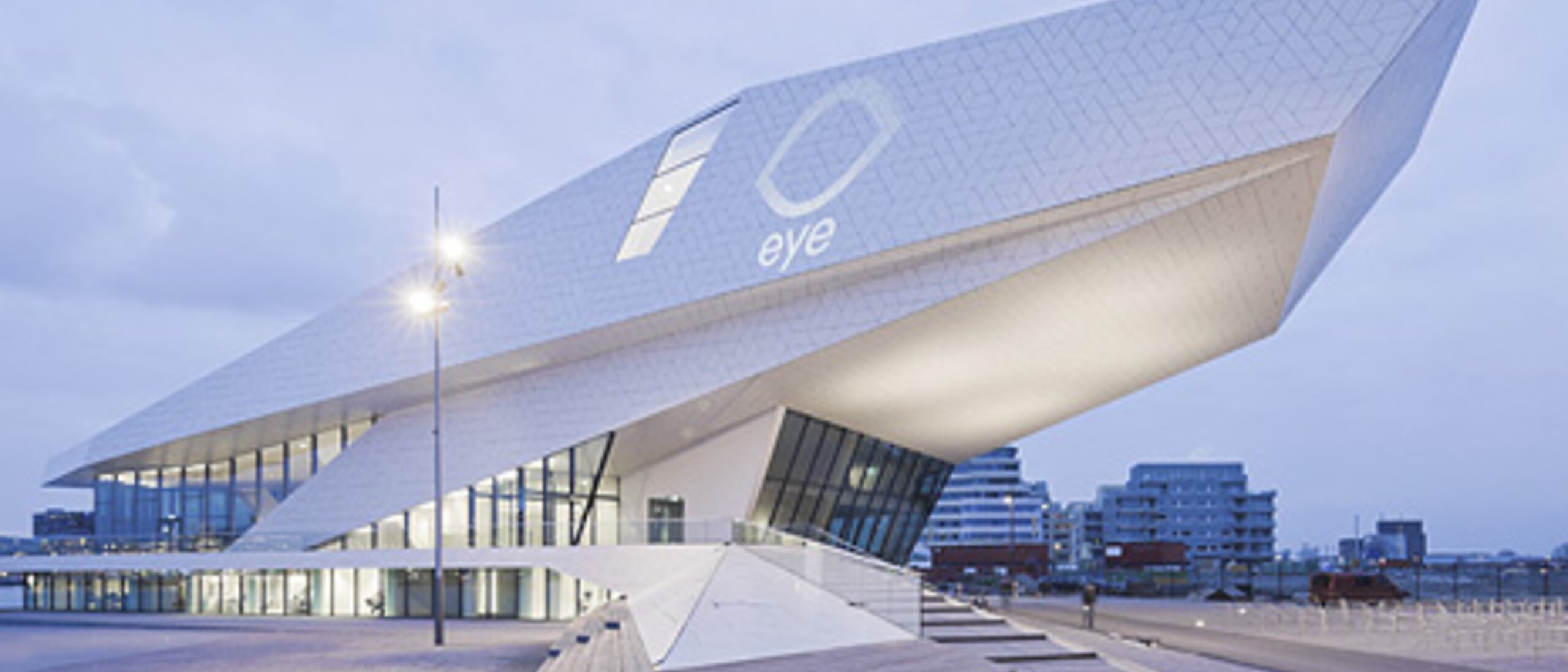 Musée EYE d'Amsterdam de l'extérieur